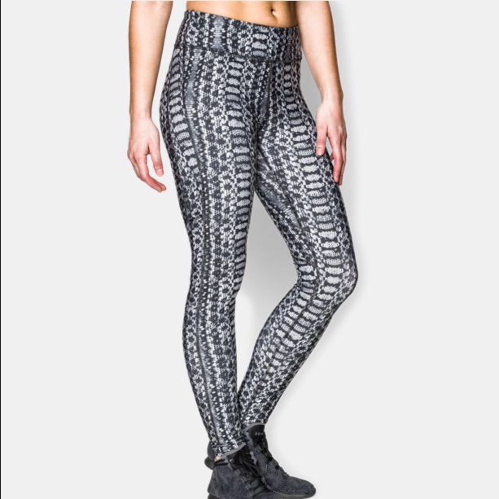 Brand New Under Armour Snakeskin Print leggings